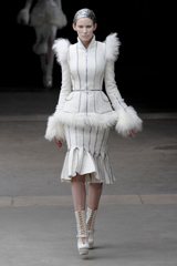 A.McQueen_1003_aw12_PW