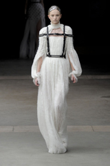 A.McQueen_1076_aw12_PW